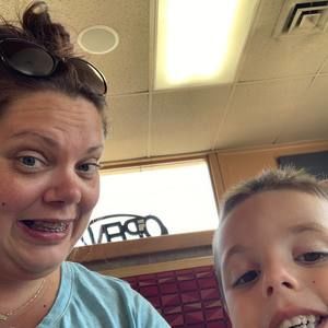 Meet your Posher, Sarah